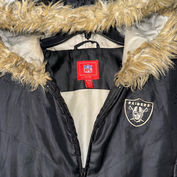 Raiders Jacket - Picture 2 of 9